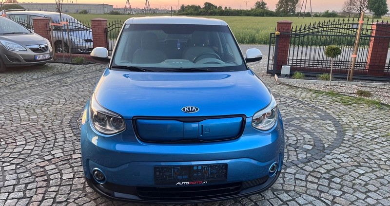 Kia Soul cena 31900 przebieg: 125000, rok produkcji 2015 z Prochowice małe 781